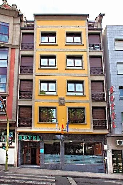 Hotel Herbiña-1